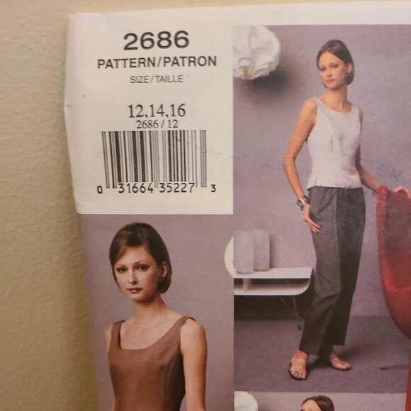 Vintage Vogue Guy Laroche/Tom and Linda Platt Patterns - Picture 8 of 10